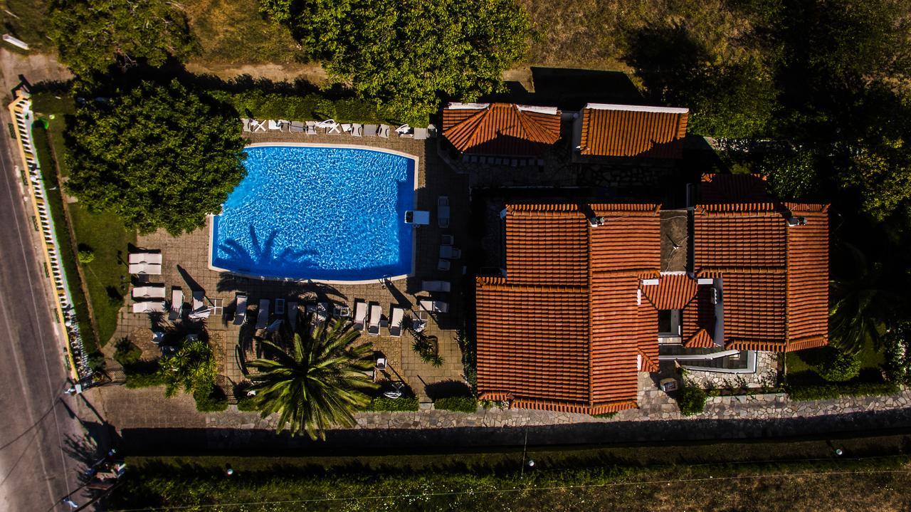 Pegasus Apartments Stafylos Buitenkant foto